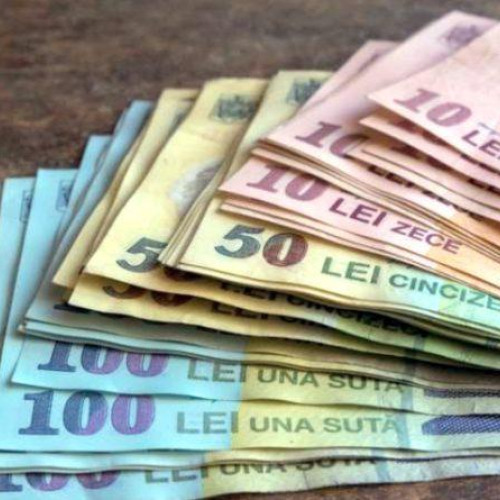 Peste 8 milioane de români contribuie la pensiile private obligatorii