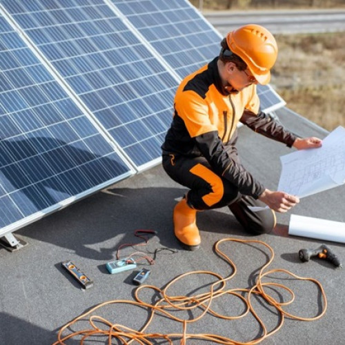 Lansarea programului "Casa Verde Fotovoltaice" pentru persoane fizice pe 27 septembrie