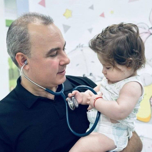 Vremea schimbătoare aduce un val de îmbolnăviri în rândul copiilor