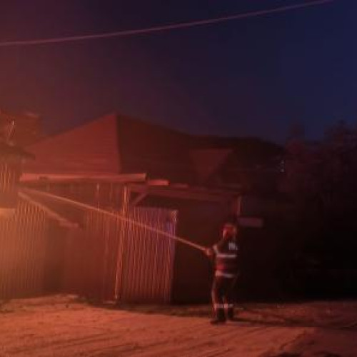 Incendiu la o bucătărie de vară în Jucu Herghelie, pompierii intervin rapid