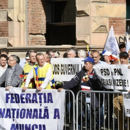 Protest împotriva noii legi a pensiilor, la Ministerul Muncii