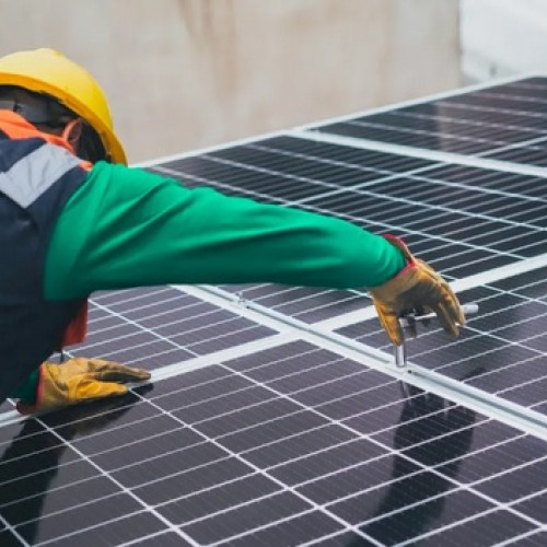 Lichiditatea energiei verzi: sesiune de finantare pentru panouri fotovoltaice