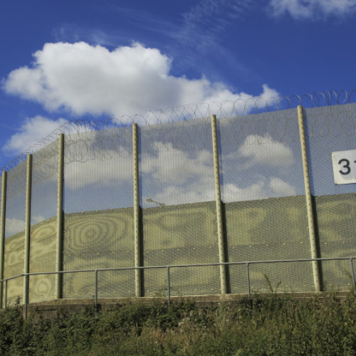 Treizeci de deținuți eliberați din greșeală în Marea Britanie