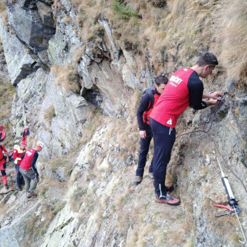 Salvatorii montani au îmbunătățit siguranța pe traseul "La Polite" din Făgăraș