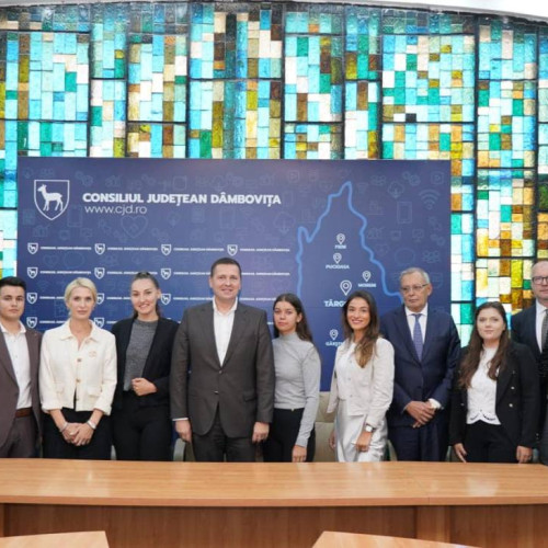 Consiliul Județean Dâmbovița oferă oportunități de internship pentru tineri