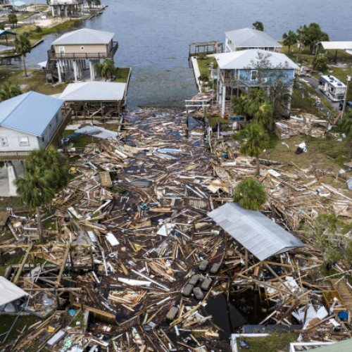 Uraganul Helene provoacă inundații devastatoare în sud-estul Statelor Unite