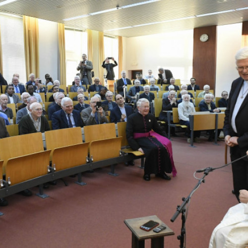 Papa Francisc întâlnește victimele abuzurilor sexuale ale clerului la Universitatea Catolică Louvain