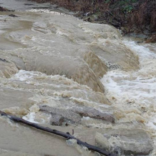 Avertizări de inundatii pentru râuri din țară