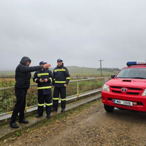 Pompierii verifică măsurile de prevenire în contextul avertizărilor de vreme severă