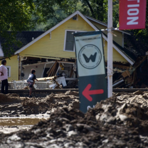 Uraganul Helene provoacă distrugeri massive în sud-estul Statelor Unite