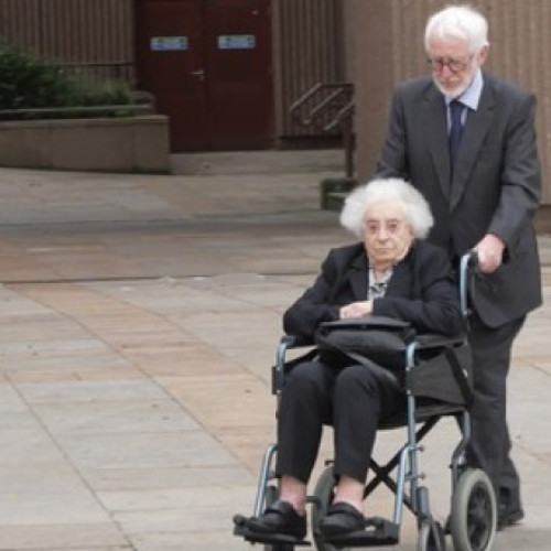 Femeie de 96 de ani condamnată la închisoare cu suspendare pentru ucidere din culpă