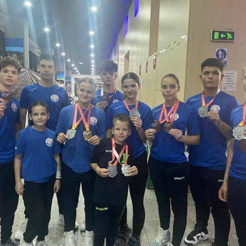 Performanțe remarcabile pentru sportivii de la CS Târgoviște la Bucharest International Karate Open