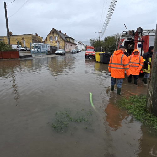 Ploile recente au dus la inundații minore în Cisnădie, primarul anunță verificări