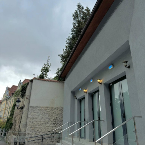 Redeschiderea fostului Cinema Popular cu premiera spectacolului "Viața mea din flori"