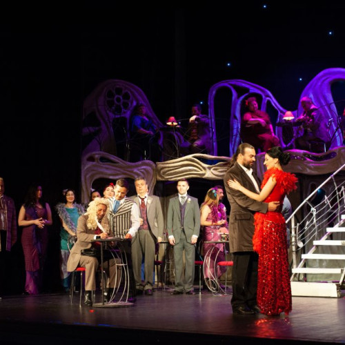 Repetiție generală cu public la opereta "Silvia" la Opera Brașov