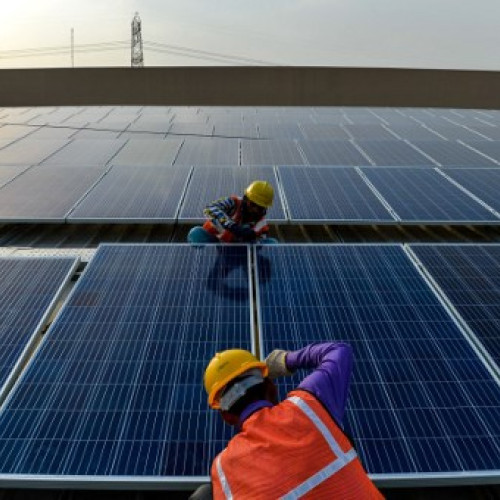 Peste 9.000 de participanți s-au înscris la programul "Casa Verde Fotovoltaice"