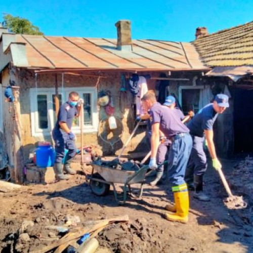 Pompierii din Botoșani, misiune finalizată cu succes în Cudalbi