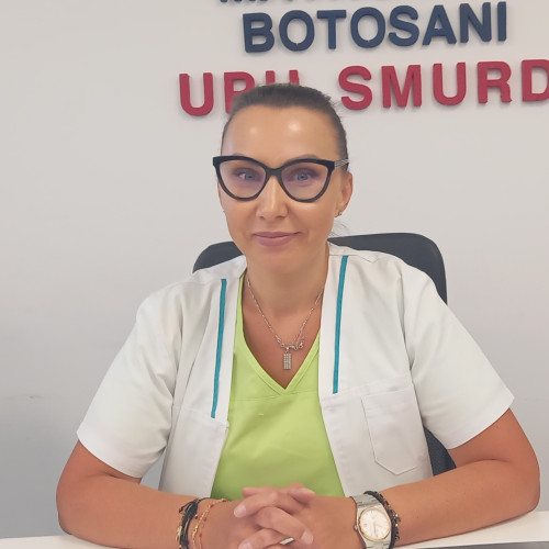 Asistenții medicali debutanți, criticați pentru pregătirea deficitară la Spitalul Județean „Mavromati” Botoșani
