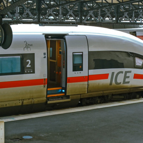 Incident la gara centrală din Hamburg: Un peron izolat din cauza unui virus suspect