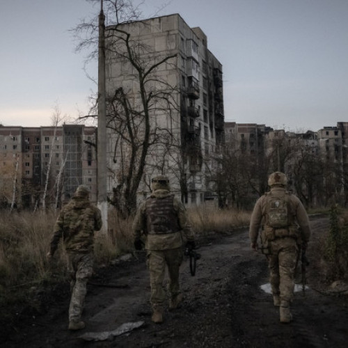 Tensiuni crescute pe frontul din Donetk: trupele ruse avansează rapid, Ucraina se retrage