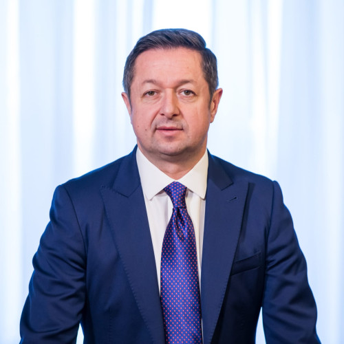 România are nevoie de o nouă direcție economică bazată pe parteneriate