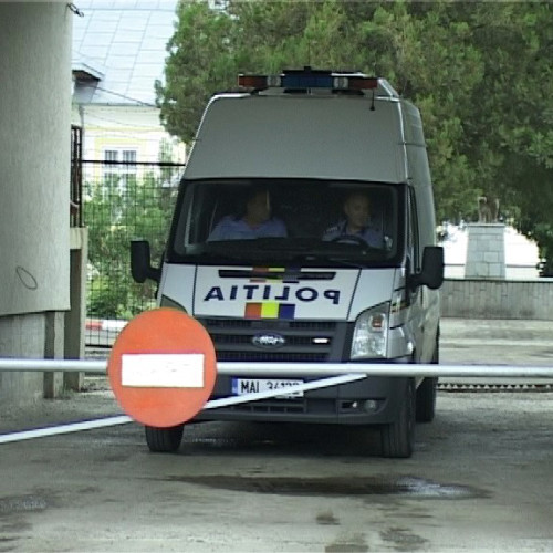 Un botosanean eliberat din penitenciar a ajuns într-o închisoare din Ungaria