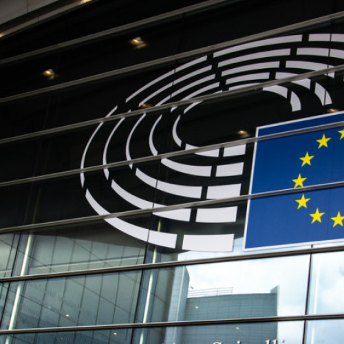 Comisia JURI a Parlamentului European cere informații suplimentare de la zece comisari europeni