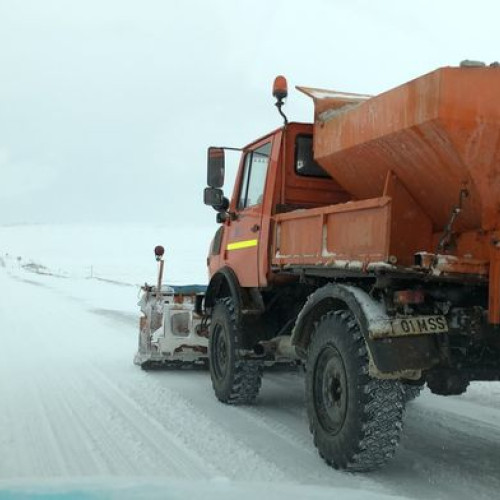 Prefectul Dan Nechifor atrage atenția asupra deszăpezirii drumurilor în sezonul rece