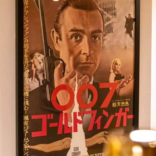 The 007, un bar pop-up dedicat lui James Bond, deschis în Burlington Arcade din Londra