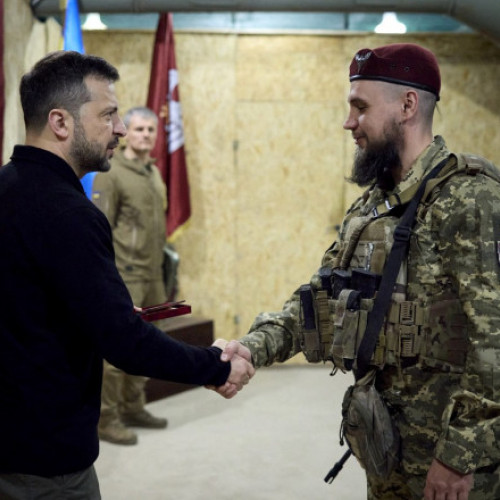 Zelenski a vizitat regiunea Sumi și s-a întâlnit cu soldații ucraineni