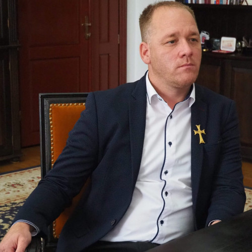 Vlad Placinta, presedintele Asociatiei "Salveaza o inima", onorat cu Diploma de vrednicie