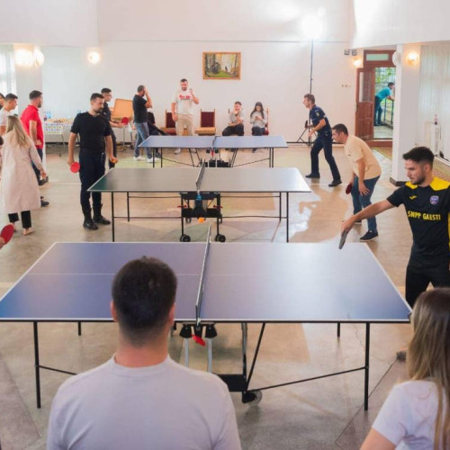 Competitie de tenis de masa organizata de Asociatia Internationala a Politistilor in Dambovita