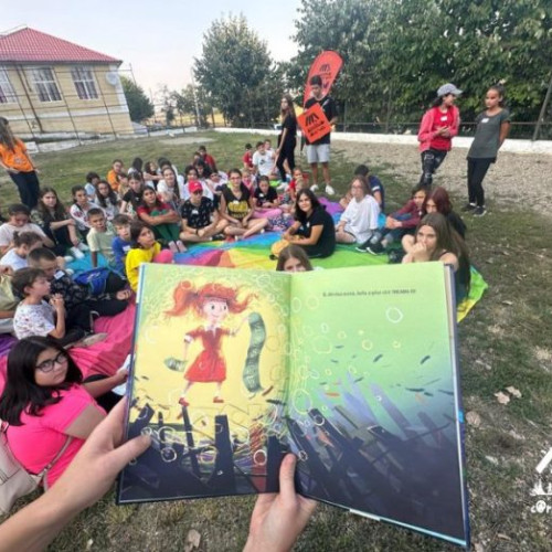 Asociatia "Eu, tu si ei" din Focșani promovează educația non-formală prin tabere pentru copii