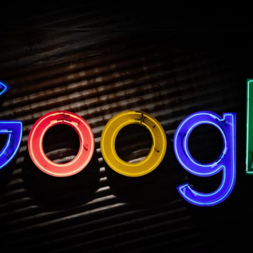 Google testează semne de control pentru a ajuta utilizatorii să identifice surse verificate