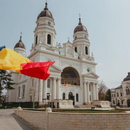 Jandarmii din Bacău asigură ordinea la pelerinajul de la Iași