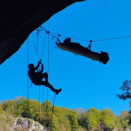 Angajații și voluntarii Salvamont-Salvaspeo Alba au participat la ateliere de salvare în Bihor