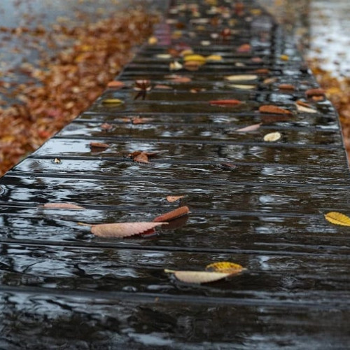 Prognoza meteo pentru luna octombrie 2024: vreme caldă cu posibile precipitații abundente