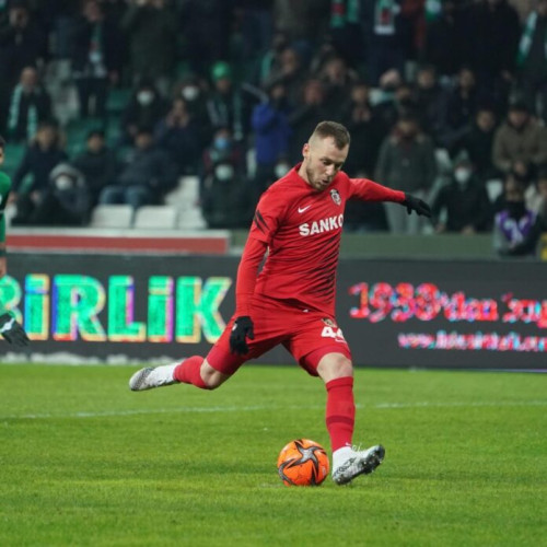 Alexandru Maxim aduce un punct pentru Gaziantep FK în meciul cu Besiktas Istanbul