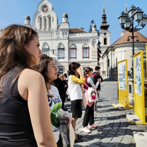 Expozitie despre Holocaust la Piata Unirii din Timisoara