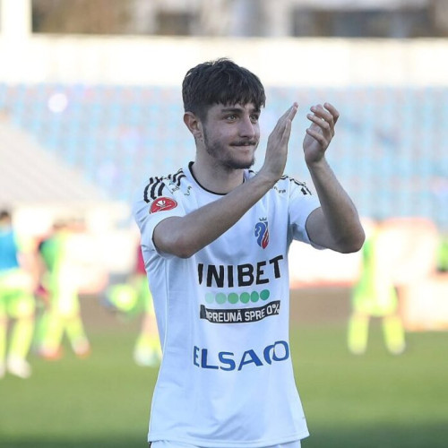 Victor Dican, convocat în premieră la echipa națională de fotbal a României