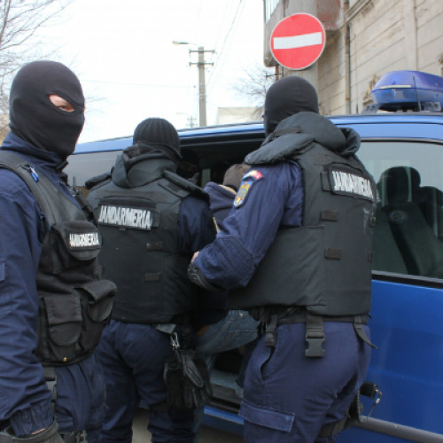 scandal la Baia Mare: un polițist amendat pentru comportament inadecvat