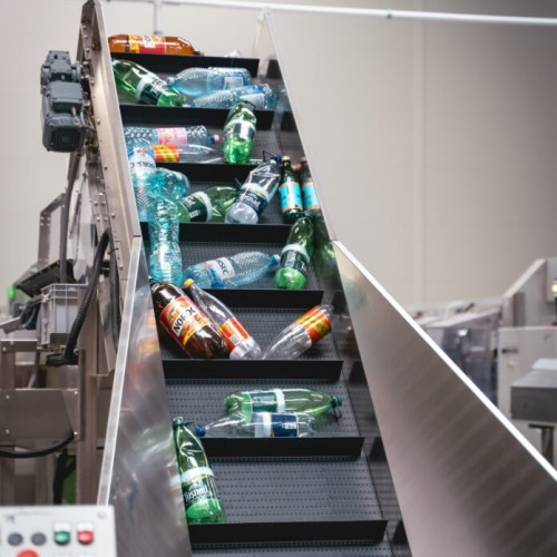 Bringo și Carrefour România lansează un nou serviciu de colectare a ambalajelor