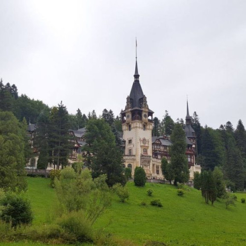 Inaugurarea Castelului Peles: O bijuterie arhitectonică a României