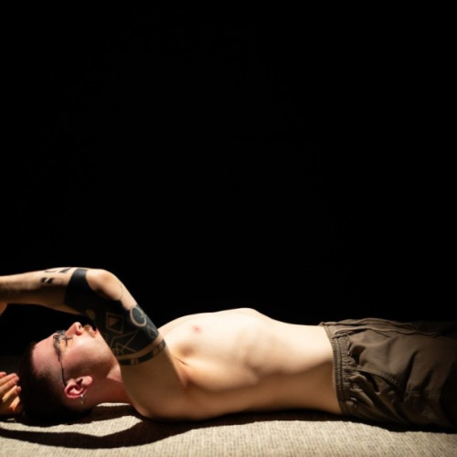 Premiera spectacolului "Vara în care mama a avut ochii verzi" la Teatrul Clasic "Ioan Slavici" Arad