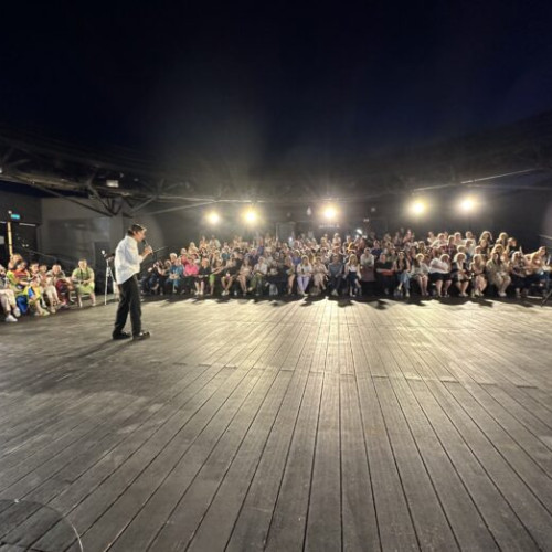 2500 de iubitori de teatru participă la întâlnirile cu artiști de renume