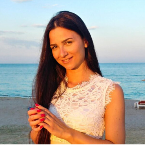 Povestea emoționantă a Ioanei Szanto: De la abandon la o viață împlinită prin adopție