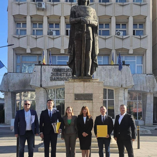 Depunerea dosarelor de candidaturi AUR Dâmbovița pentru alegerile parlamentare