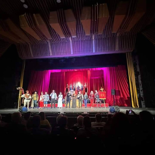 Spectacol de revistă la Târgoviște, cu Teatrul "Alexandru Davila"