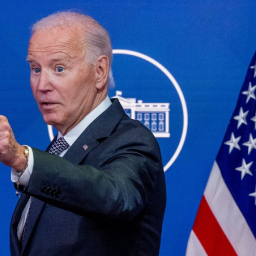 Joe Biden îi cere lui Donald Trump să „facă ceva cu viața lui” după uraganele devastatoare