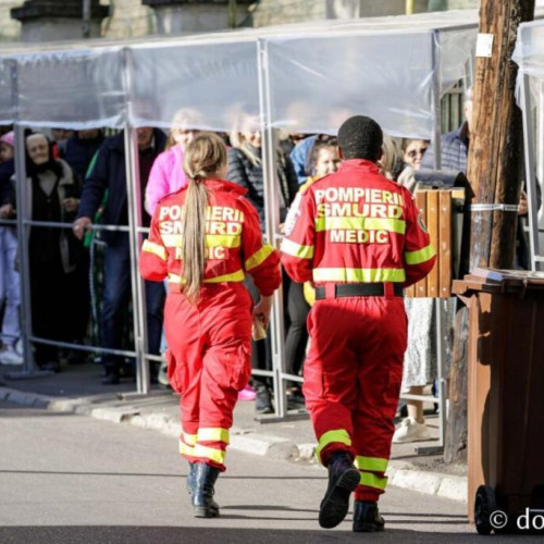 Pelerini din Botoșani au necesitat îngrijiri medicale la sărbătoarea Sfintei Parascheva